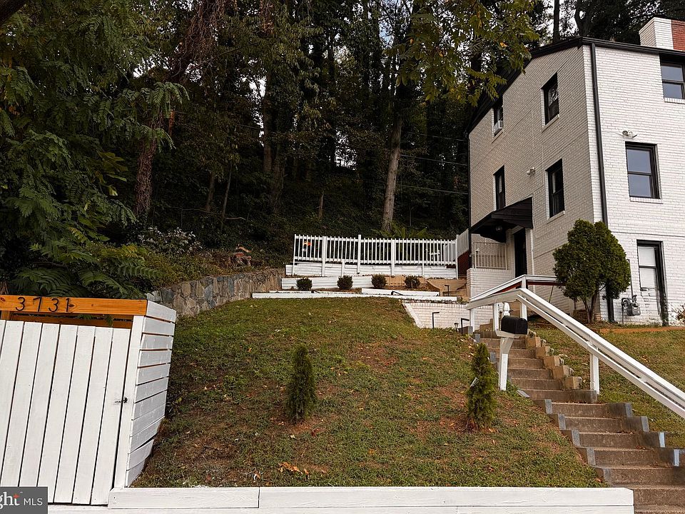 1st image of 3731 Kemper Rd