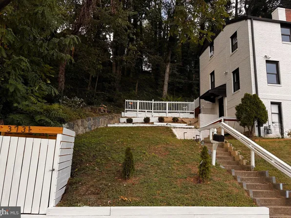 3731 Kemper Rd, Arlington, VA 22206