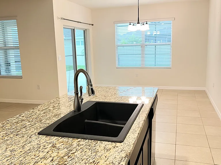 1523 Glen Grove Loop — Photo 14