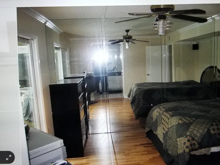 Francis Ln — Photo 2