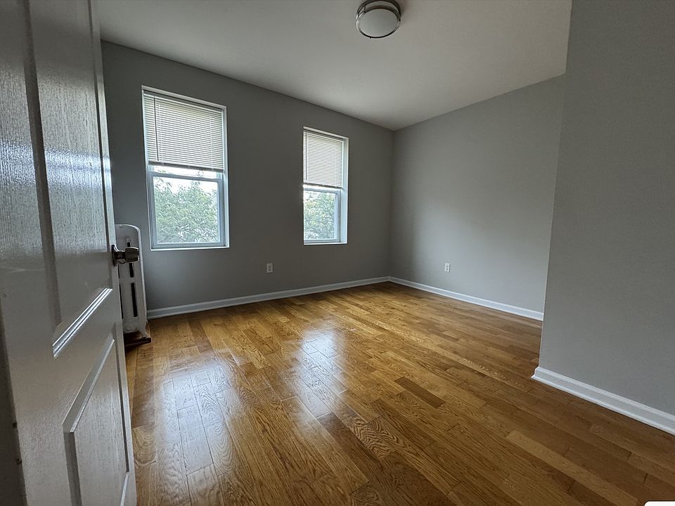 2nd image of 25 Sherman Ave APT 1