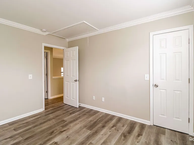 3911 Tutbury Dr — Photo 10