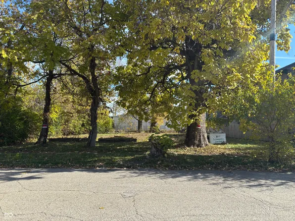 2063 Yandes St, Indianapolis, IN 46202