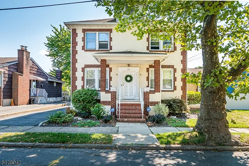 3 bed, 2.0 bath, $3,150 — Photo 2
