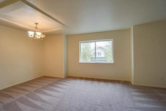 1821 NE 88th Cir — Photo 15