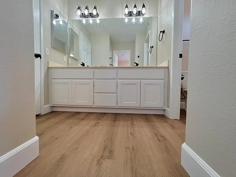 606 Creekside Ave — Photo 12