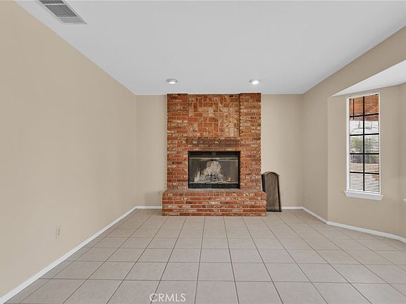 4th image of 15160 Cheyenne Rd