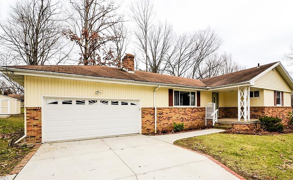 1st image of 8387 Waters Dr