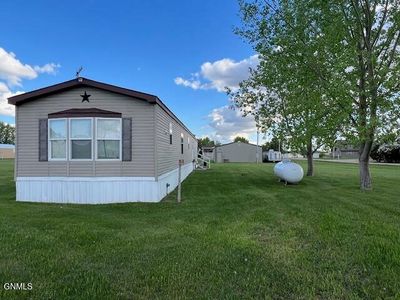 129 Lakeview Dr, Watford City, ND, 58854