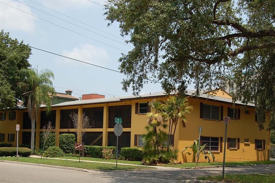 1st image of 615 S Palm Ave APT 1