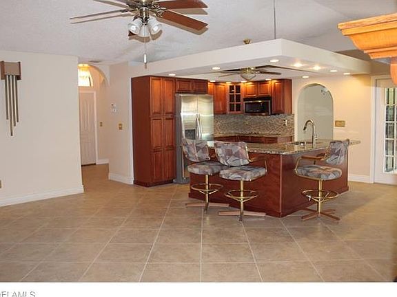 5th image of 2107 SE 19th Ln