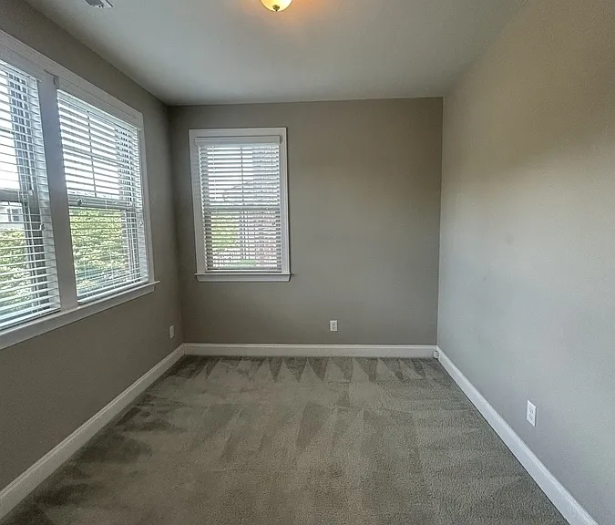 1401 Town Home Dr #1 — Photo 16