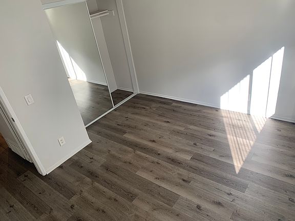 4th image of 11270 Huston St #108