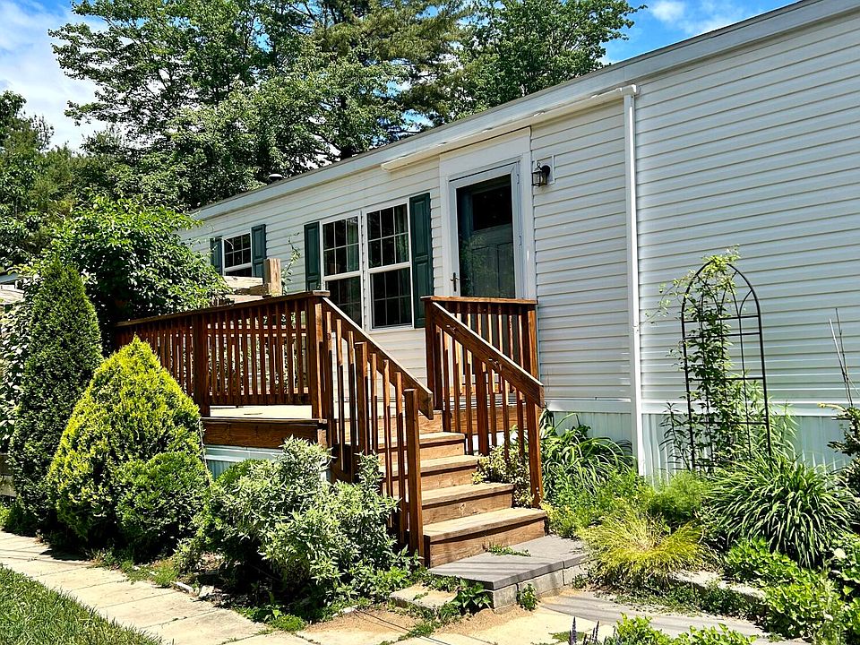 1st image of 6 Goosefare Drive