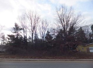 W Fruitport Rd, Spring Lake, MI 49456