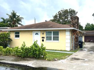 911 S D St, Lake Worth, FL 33460