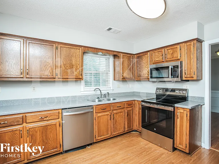 8866 Quailwood Cv — Photo 6