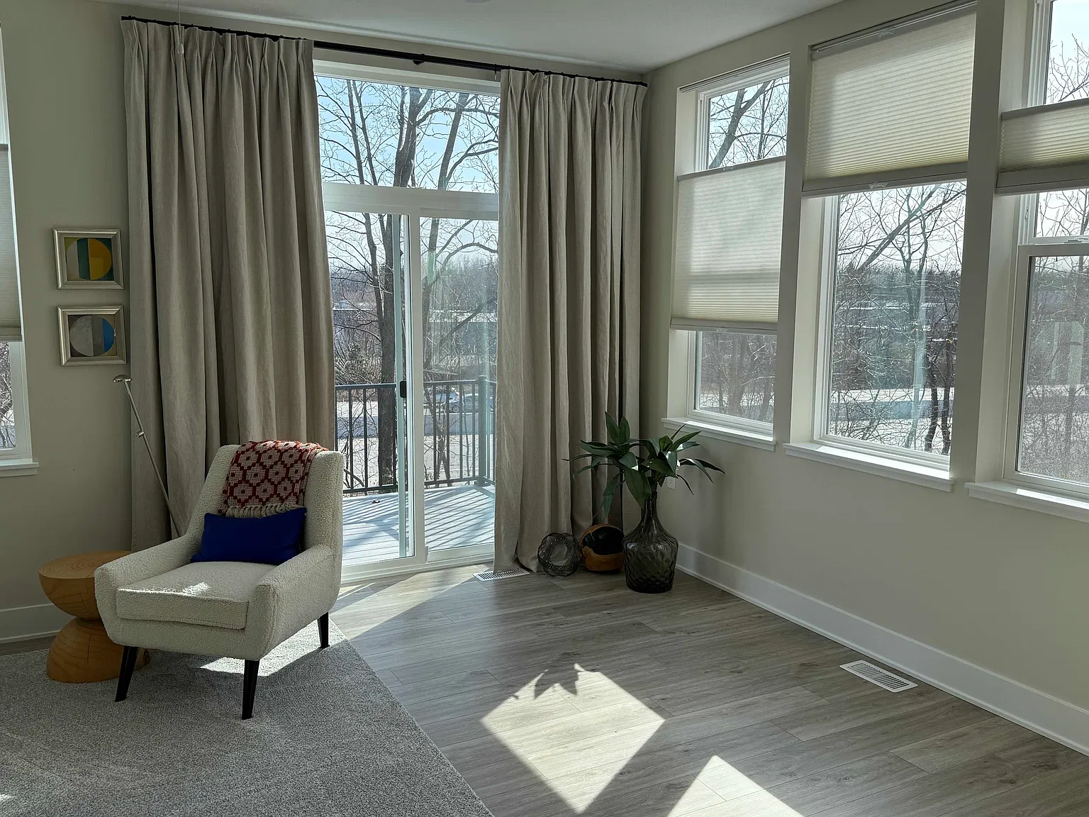 Viridian Place Condominiums — Photo 4
