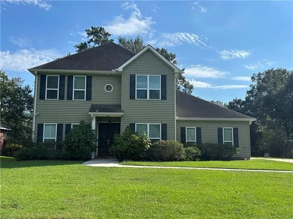 715 Winterberry Dr, Covington, LA 70433