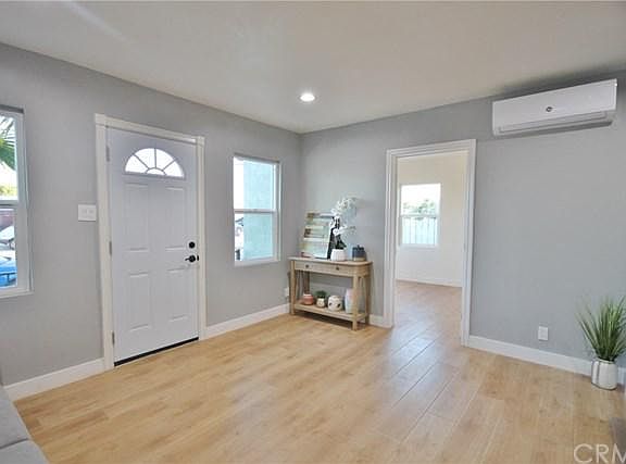 5th image of 10327 Gunn Ave