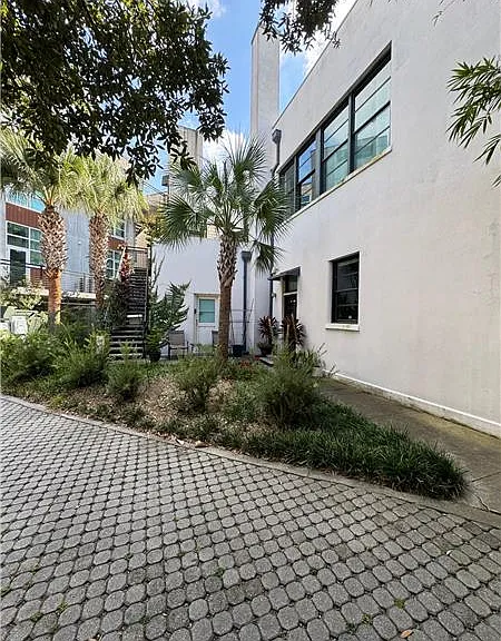 528 Selma St #B — Photo 2