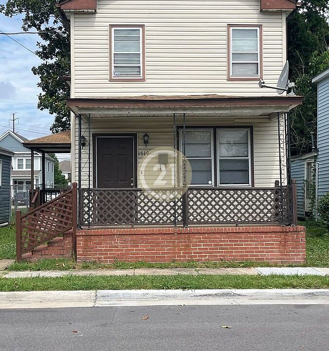 1st image of 1719 Oakfield Ave