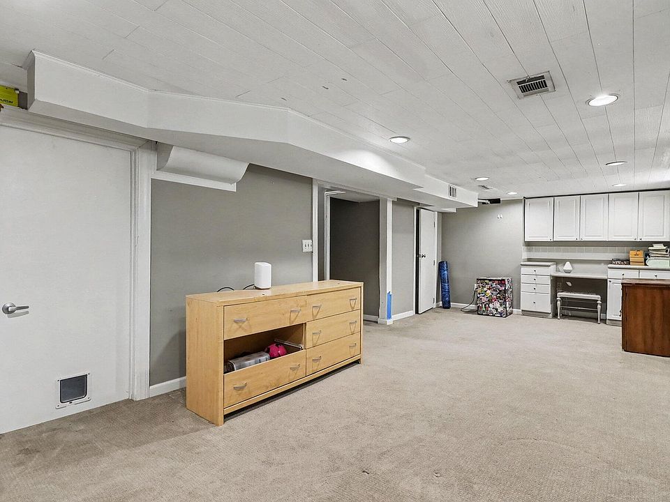 2280 Royal Ave, photo 16
