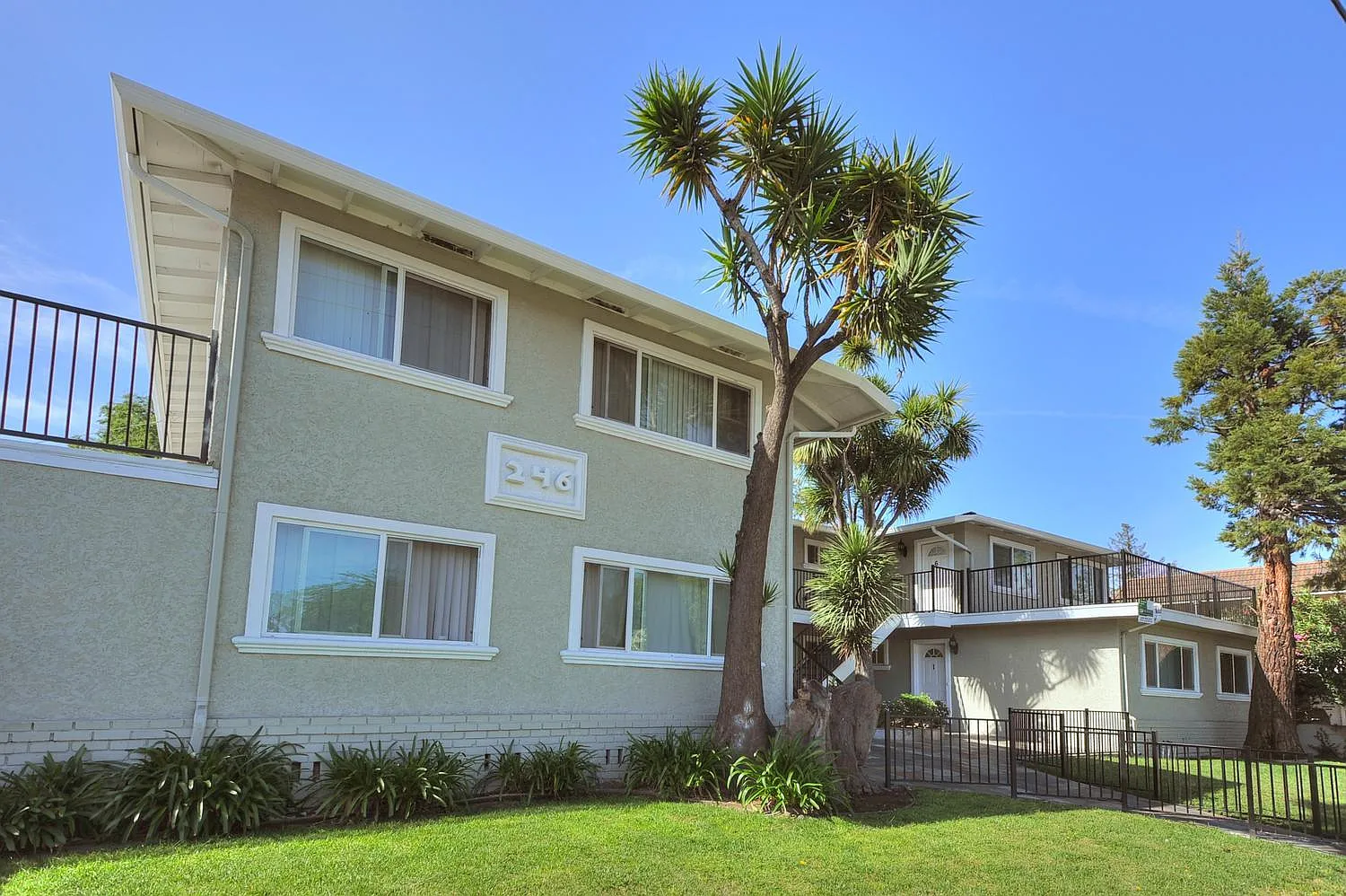 2 bed, 1.5 bath, $2,675 — Photo 1