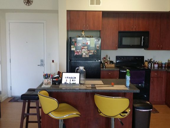 Kitchen with island