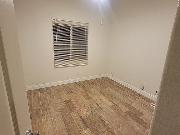 5th image of 51780 Avenida Madero