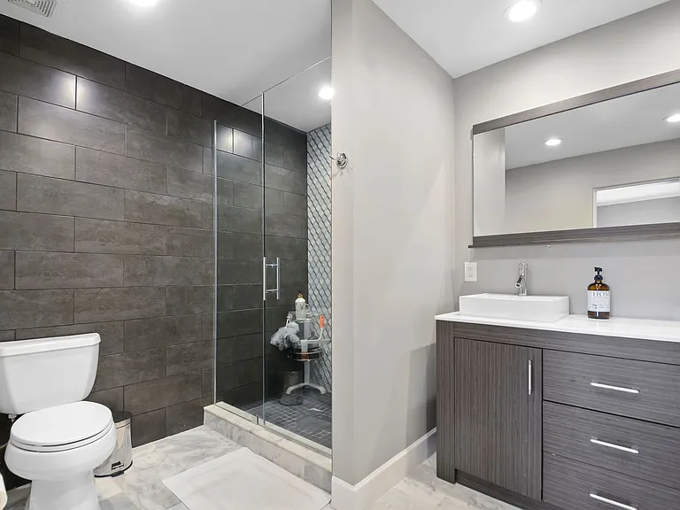 520 Broadway Ave #2 — Photo 12