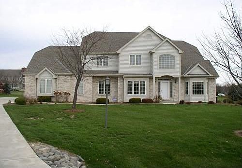 1st image of 8001 W Eastfield Cir