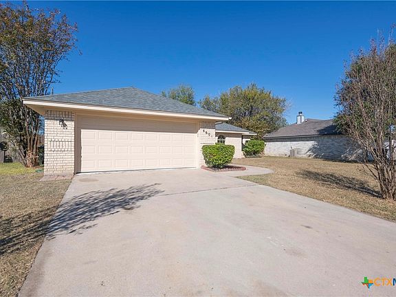 2nd image of 4601 Bluestem Ln