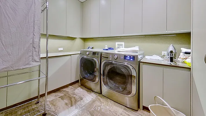 Sold by Bergen Basin Real Estate | media 38