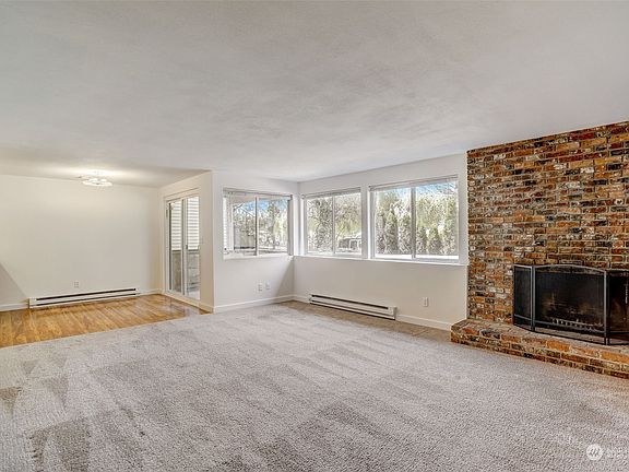 2nd image of 1516 -1518 11th Avenue W