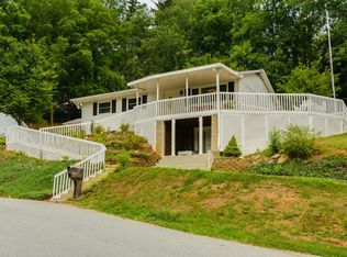 21 High Ct, Asheville, NC 28806