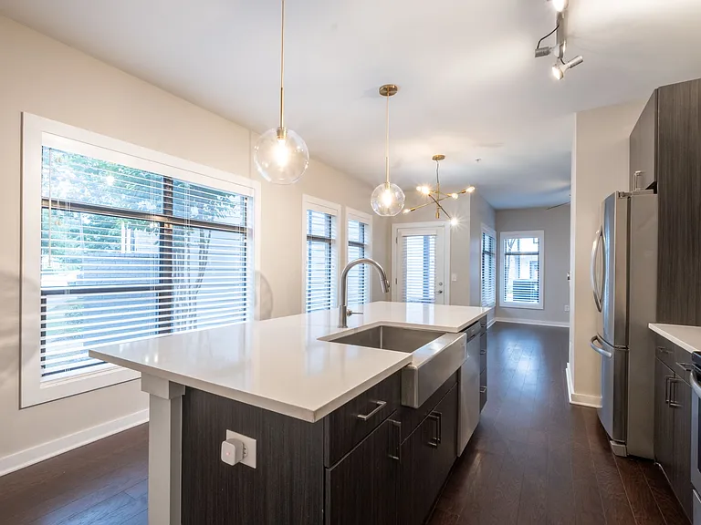48 Moda Ln — Photo 38