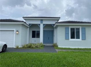 1861 NE 1st St, Homestead, FL 33033