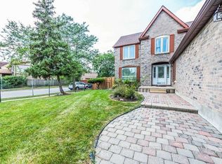 52 Moffatt Ave, Brampton, ON L6Y 2M8