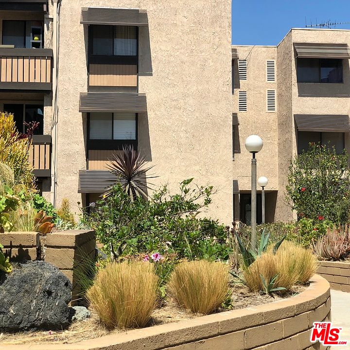 1st image of 4170 Elm Ave Unit 318