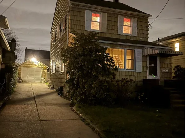 4224 249th Street, Little Neck, NY 11363