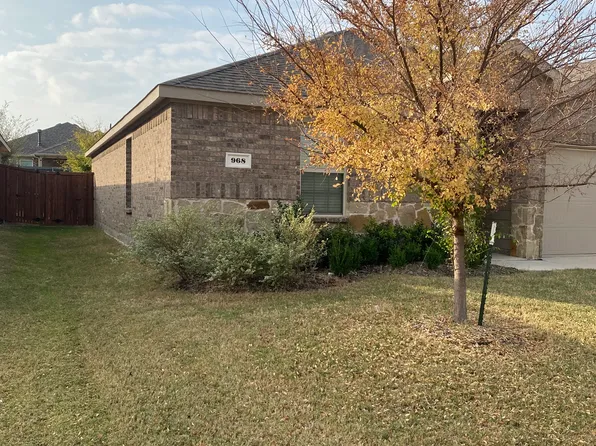 968 Glover Dr, Aubrey, TX 76227