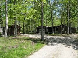 1st image of 7182 Woodland Trl