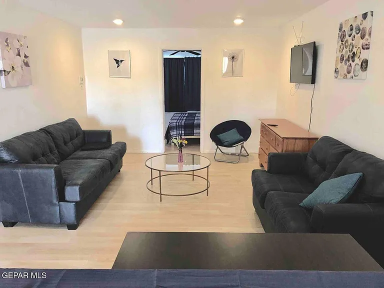 5200 Carousel Dr #3 — Photo 13