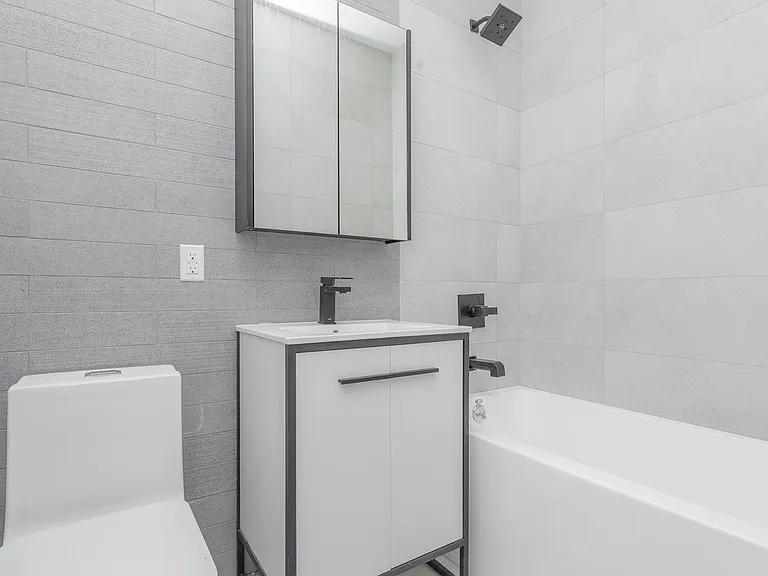 524 Midwood St #4F — Photo 5