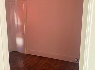 2618 Mackin Rd, Flint, MI 48504