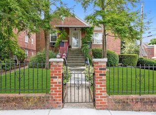 1050 Lydig Ave, Bronx, NY 10461