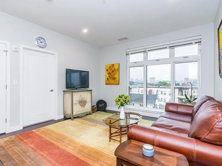 197 Washington St #407 — Photo 7