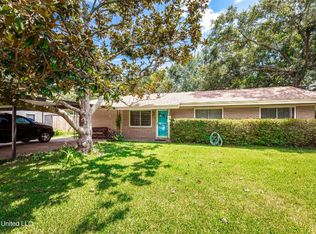 118 Woodland Cir, Ocean Springs, MS 39564
