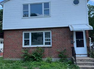 37 James St, Meriden, CT 06451